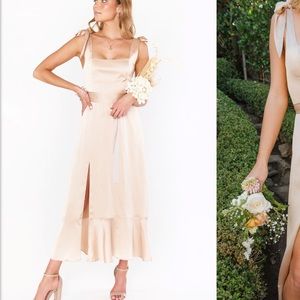 Show me your MUMU - Clare bridesmaid dress champagne
